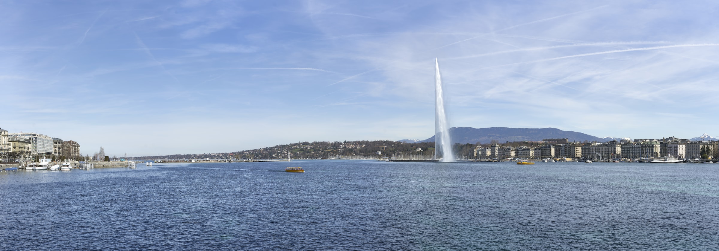 Léman et skyline de Genève